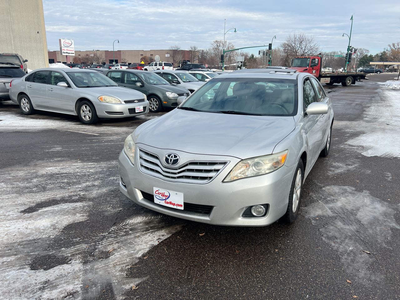 2011 Toyota Camry XLE's photo