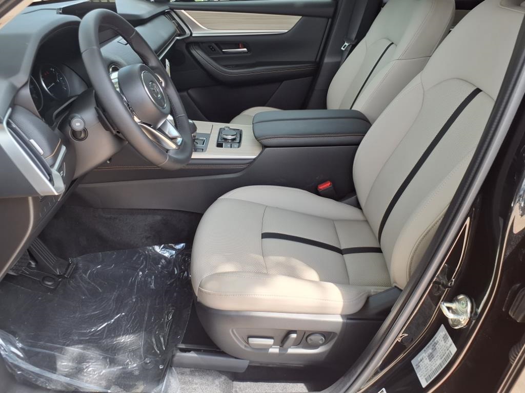 2025 Mazda CX-90 3.3 Turbo Preferred photo 17