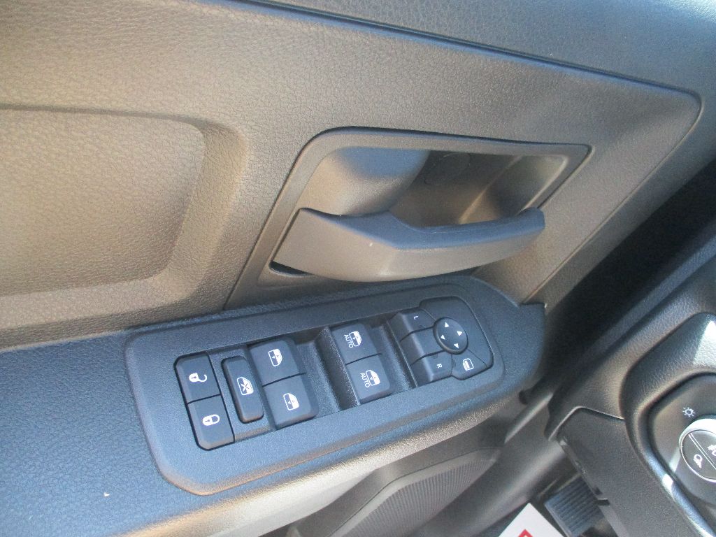 2025 Ram 3500 Tradesman photo 12