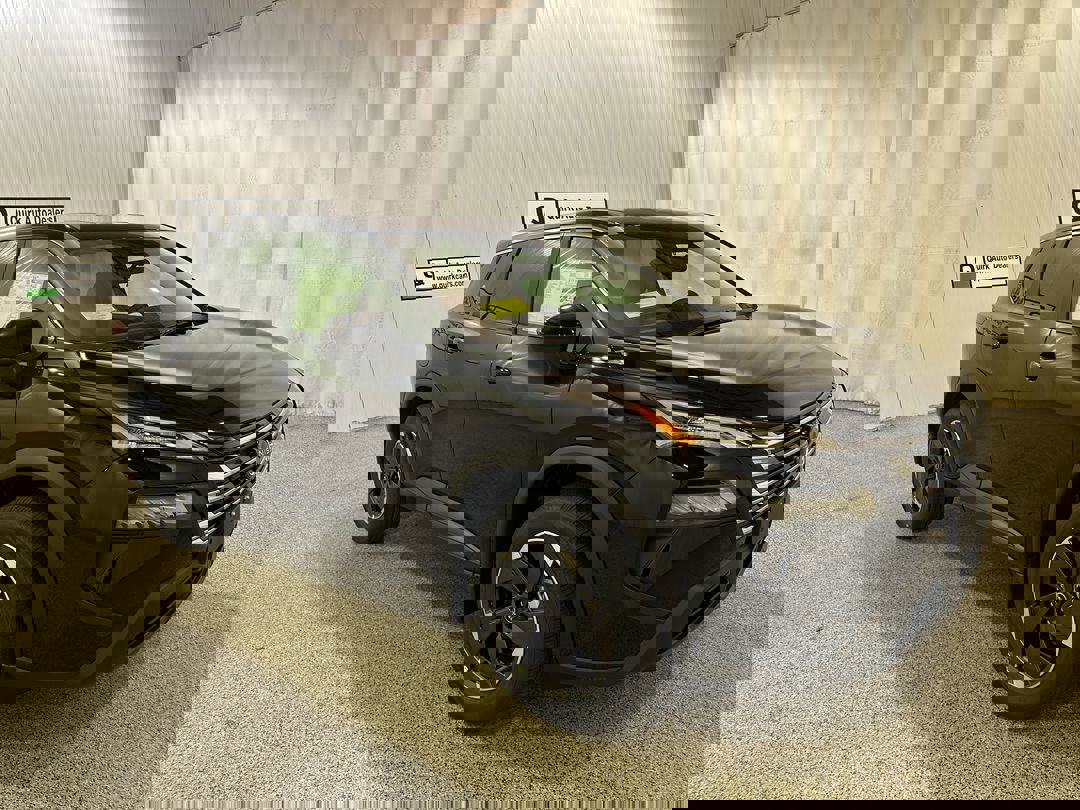 2026 Nissan Rogue SV's photo