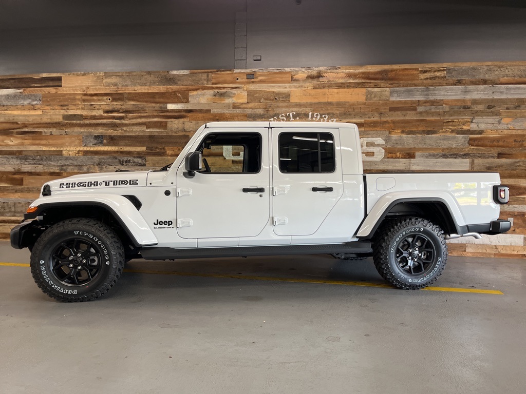 2025 Jeep Gladiator Sport photo 19