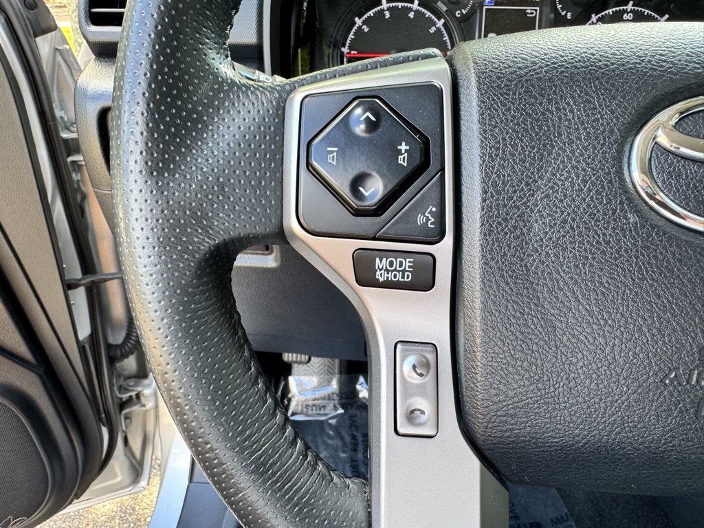 2021 Toyota 4Runner SR5 Premium photo 21