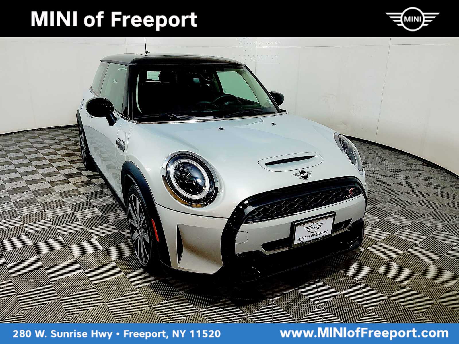 2023 MINI 3 Door