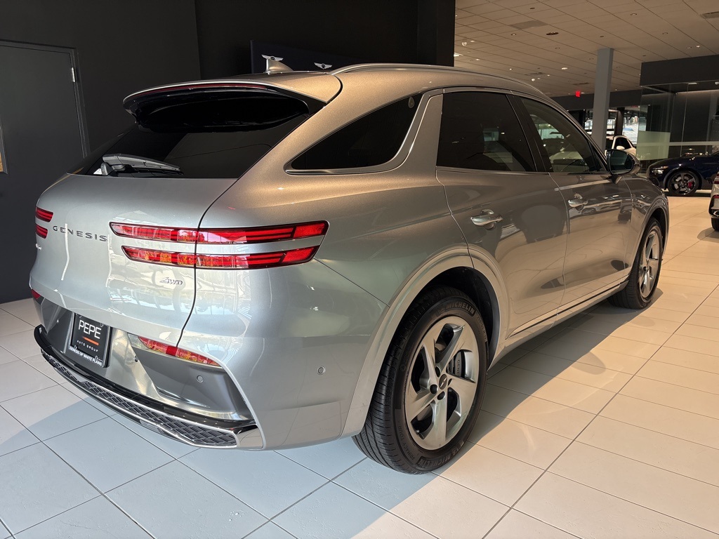 2026 Genesis GV70 2.5T Advanced photo 3