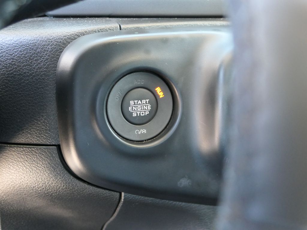 2023 Jeep Wrangler Sport S photo 13