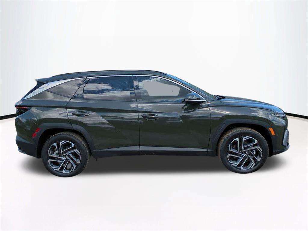 2025 Hyundai Tucson Limited photo 4