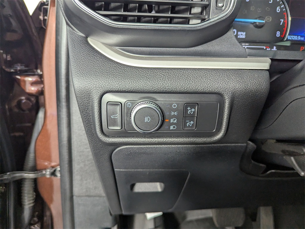 2020 Ford Explorer XLT photo 15