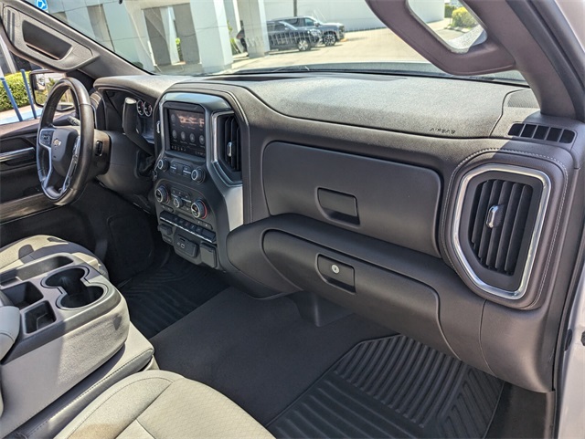 2020 Chevrolet Silverado 1500 LT photo 13