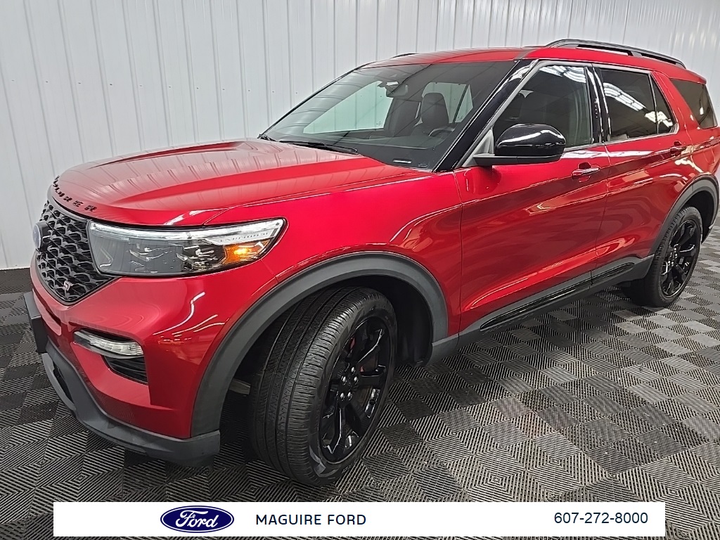 2022 Ford Explorer ST photo 9