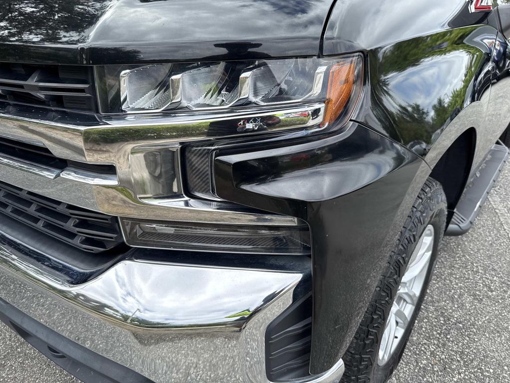 2020 Chevrolet Silverado 1500 LT photo 10