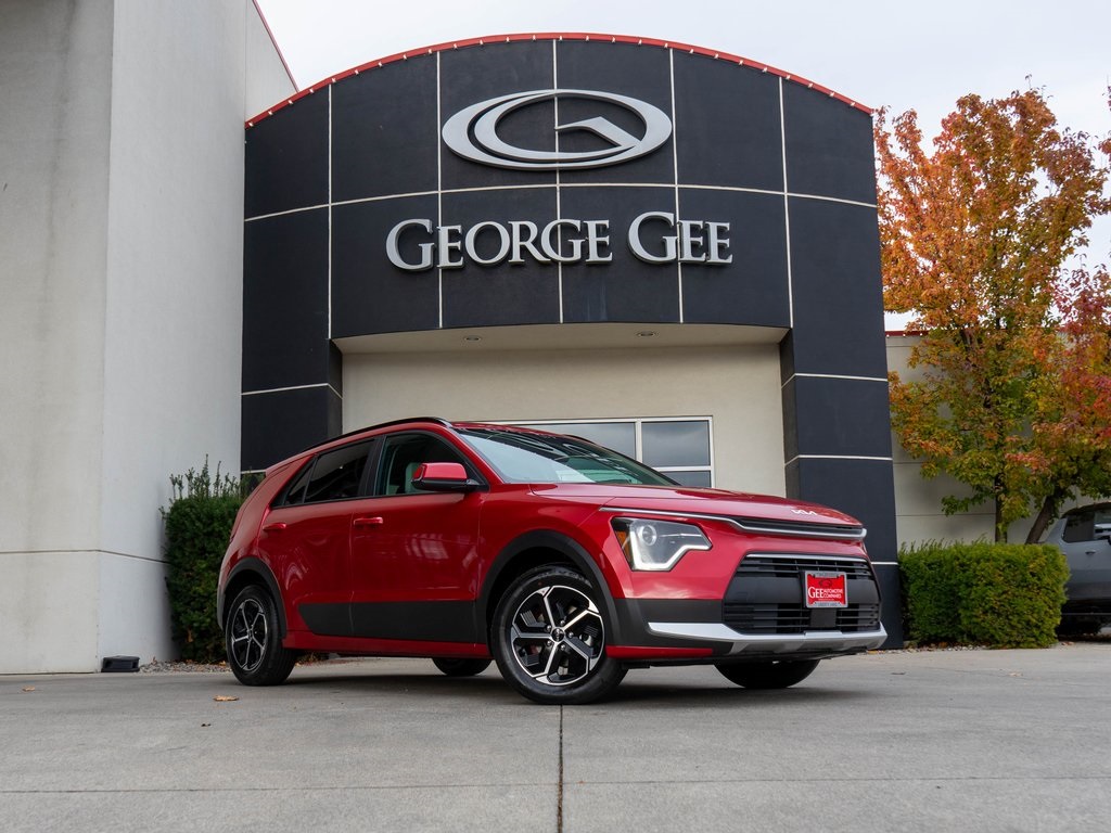 2025 Kia Niro EX's photo