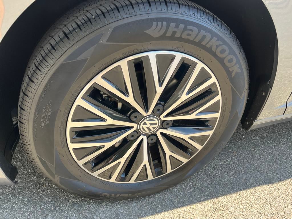 2021 Volkswagen Jetta 1.4T S photo 2