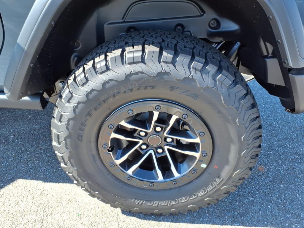 2025 Jeep Wrangler Rubicon photo 7