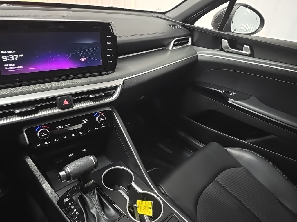 2023 Kia K5 GT-Line photo 25