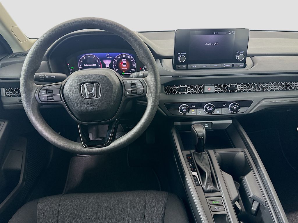 2025 Honda Accord LX photo 18