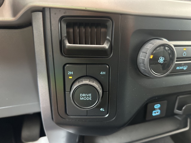 2023 Ford F-150 XLT photo 26