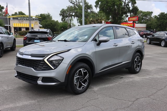 2023 Kia Sportage LX photo 3