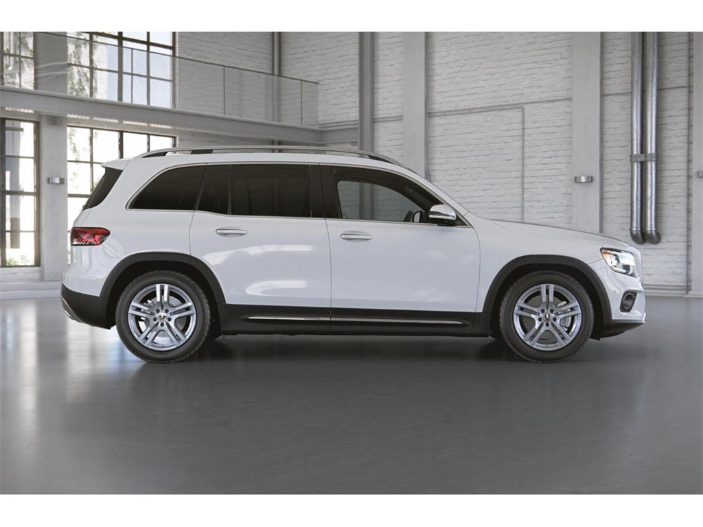 2022 Mercedes Benz GLB 250 4MATIC photo 2