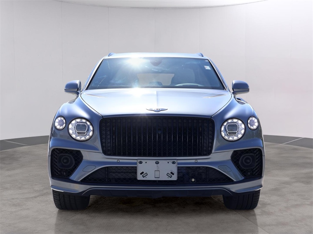 Used 2023 Bentley Bentayga Azure with VIN SJAHT2ZV7PC020499 for sale in Kansas City
