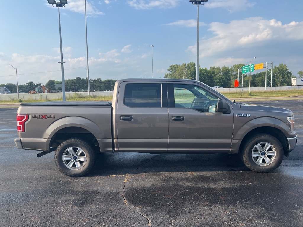2020 Ford F-150 XLT photo 3