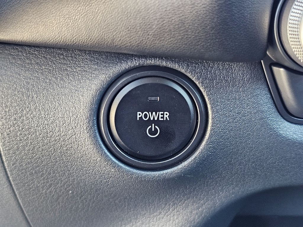 2025 Mazda CX-50 Premium photo 28