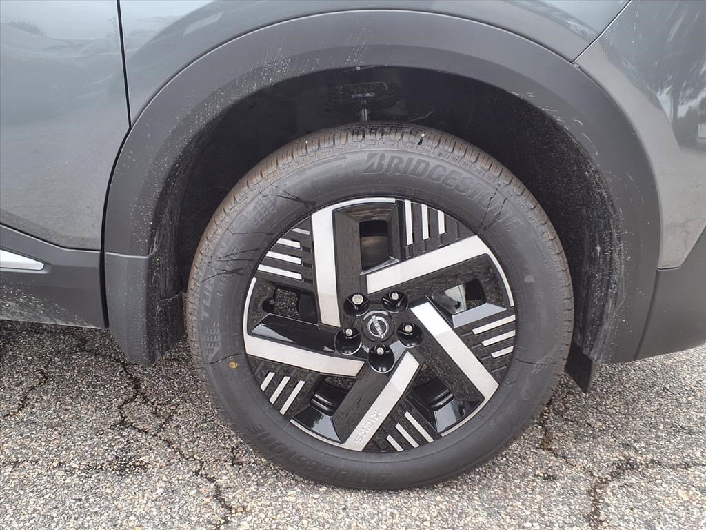 2026 Nissan Kicks SV photo 3