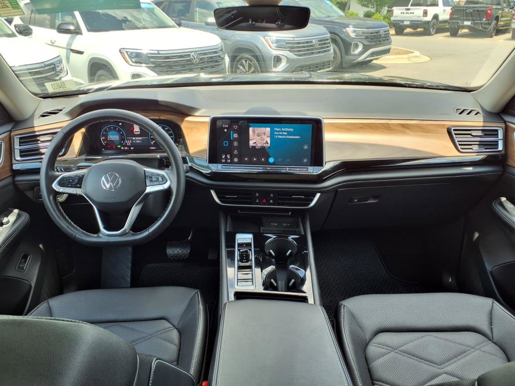 2024 Volkswagen Atlas SE Technology photo 27