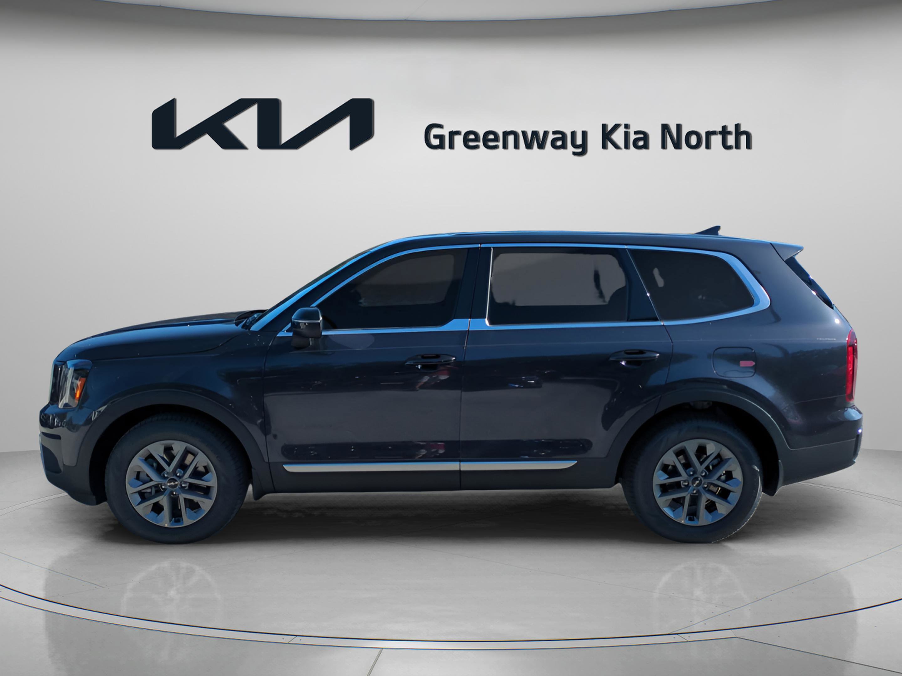 2025 Kia Telluride LX photo 4