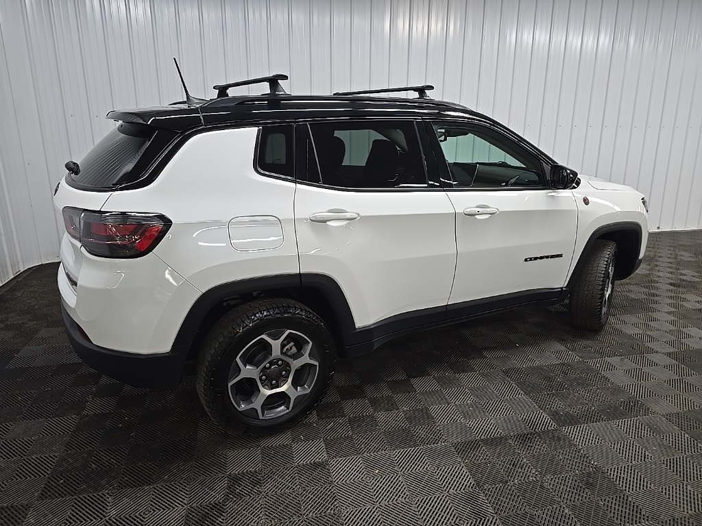 2022 Jeep Compass Trailhawk photo 3
