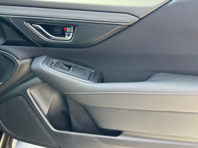 2025 Subaru Outback Premium photo 28