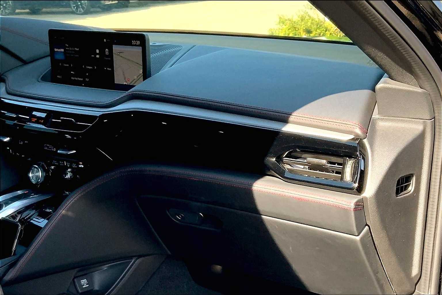 2022 Acura MDX A-Spec photo 15