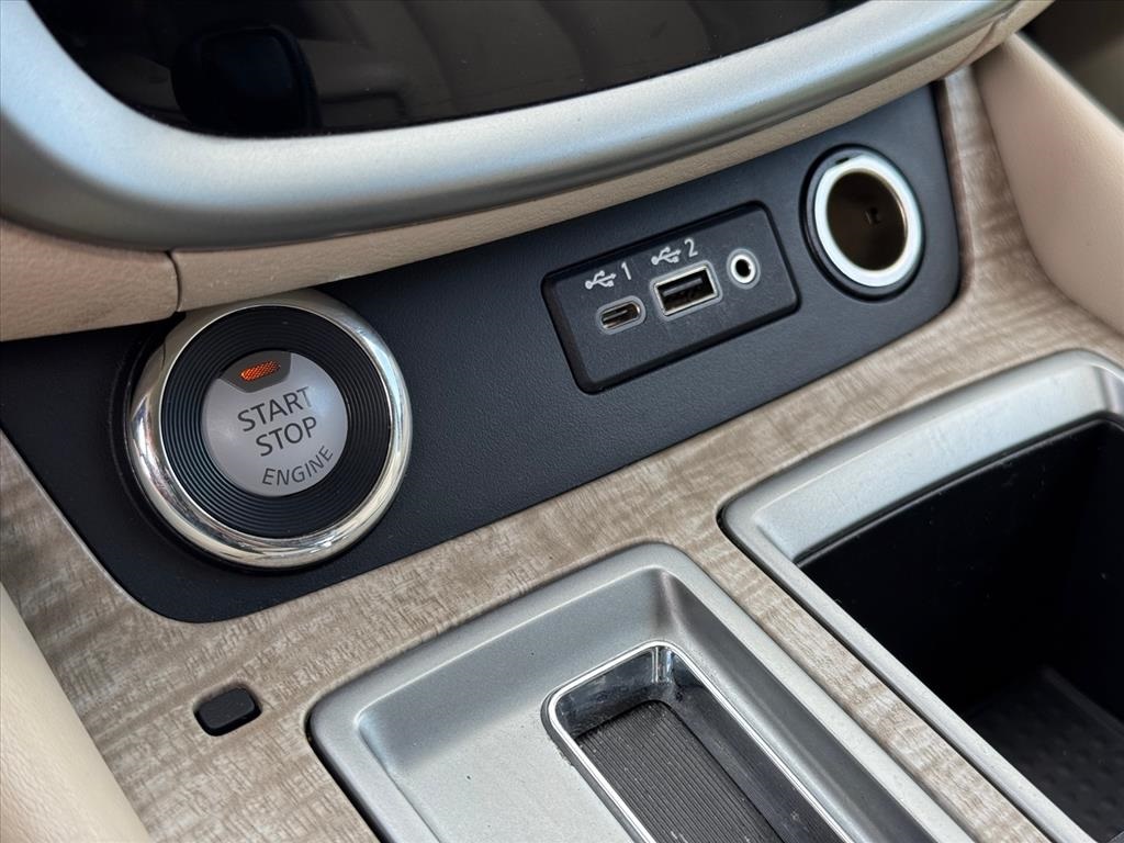 2019 Nissan Murano SL photo 17
