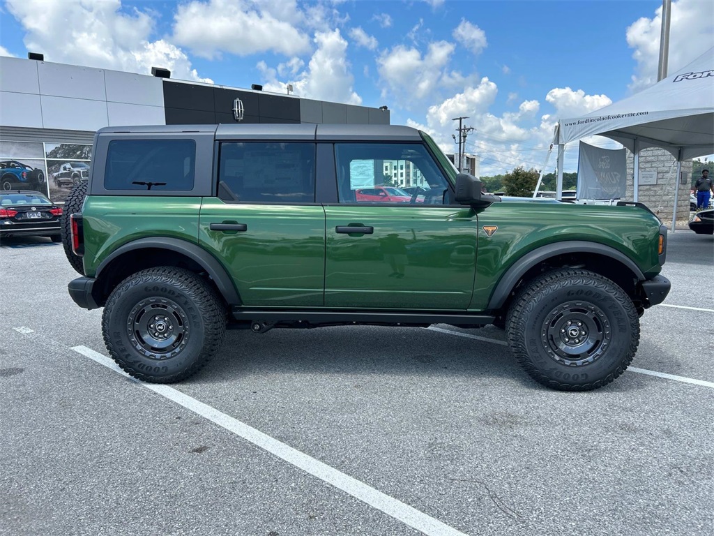 2025 Ford Bronco Badlands photo 3