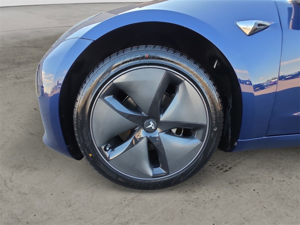 2018 Tesla Model 3 Long Range photo 13