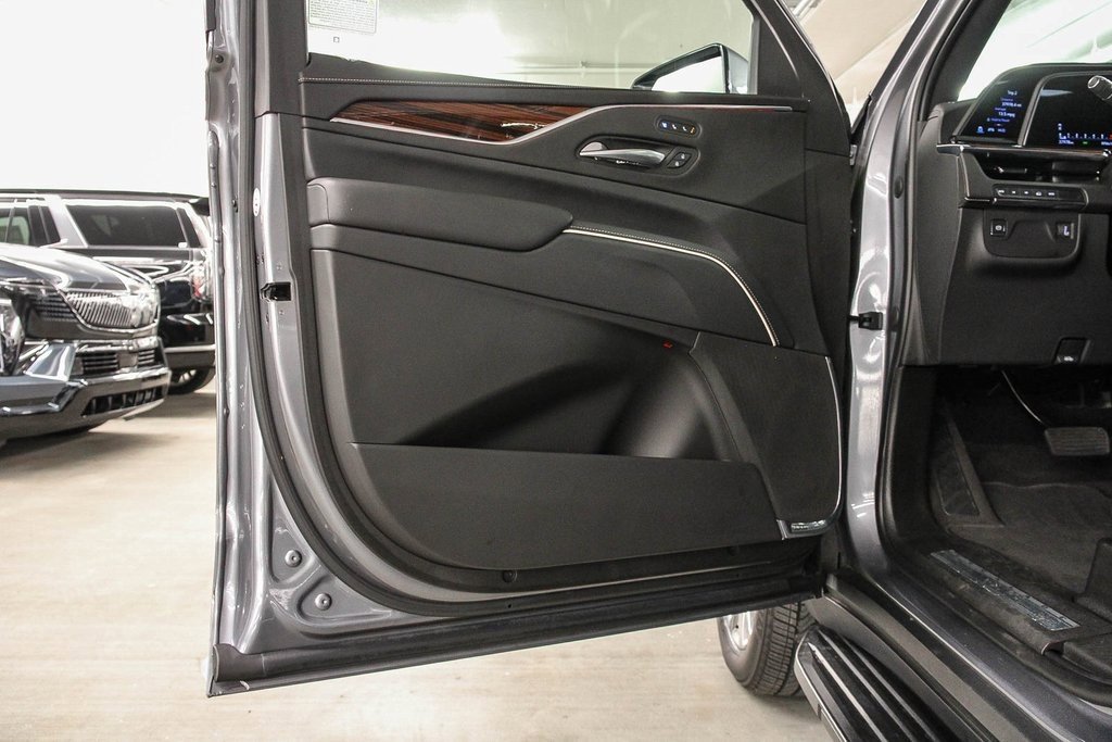 2022 Cadillac Escalade ESV Premium Luxury photo 23