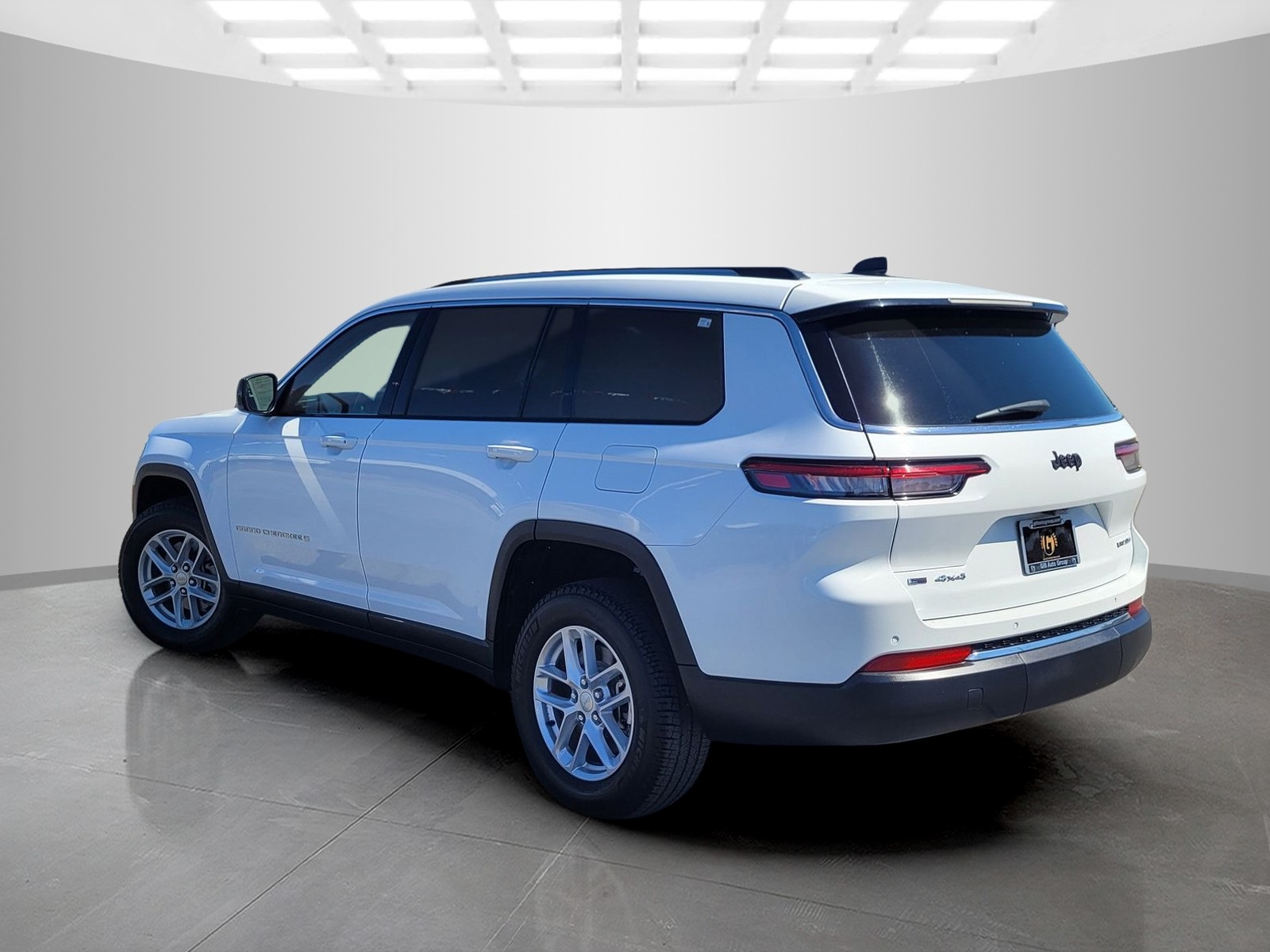 2021 Jeep Grand Cherokee Laredo photo 6
