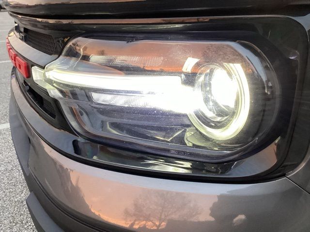 2022 Ford Bronco Sport Outer Banks photo 2