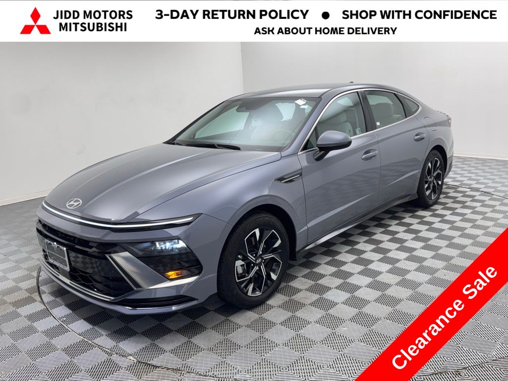 2025 Hyundai Sonata SEL's photo