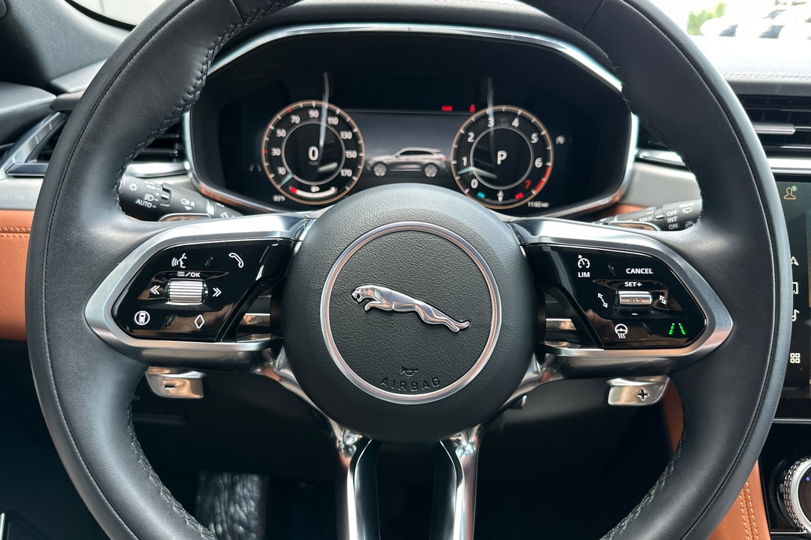 2025 Jaguar F-PACE P400 R-Dynamic S photo 25