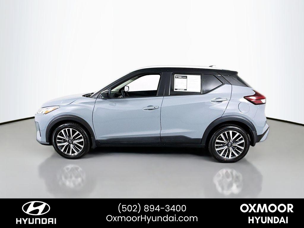 2023 Nissan Kicks SV photo 3