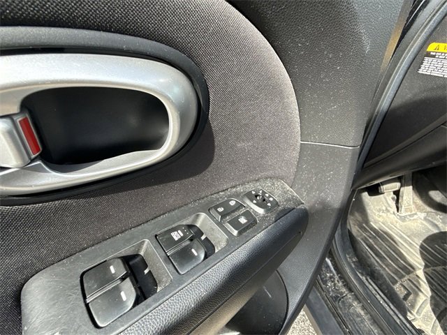 2015 Kia Soul Base photo 12
