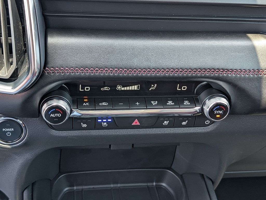 2025 Mazda CX-50 Premium Plus photo 24