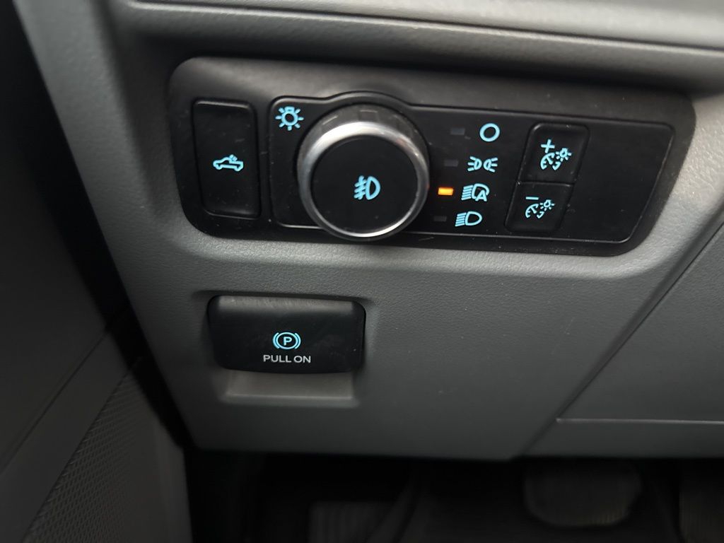 2023 Ford F-150 XLT photo 19