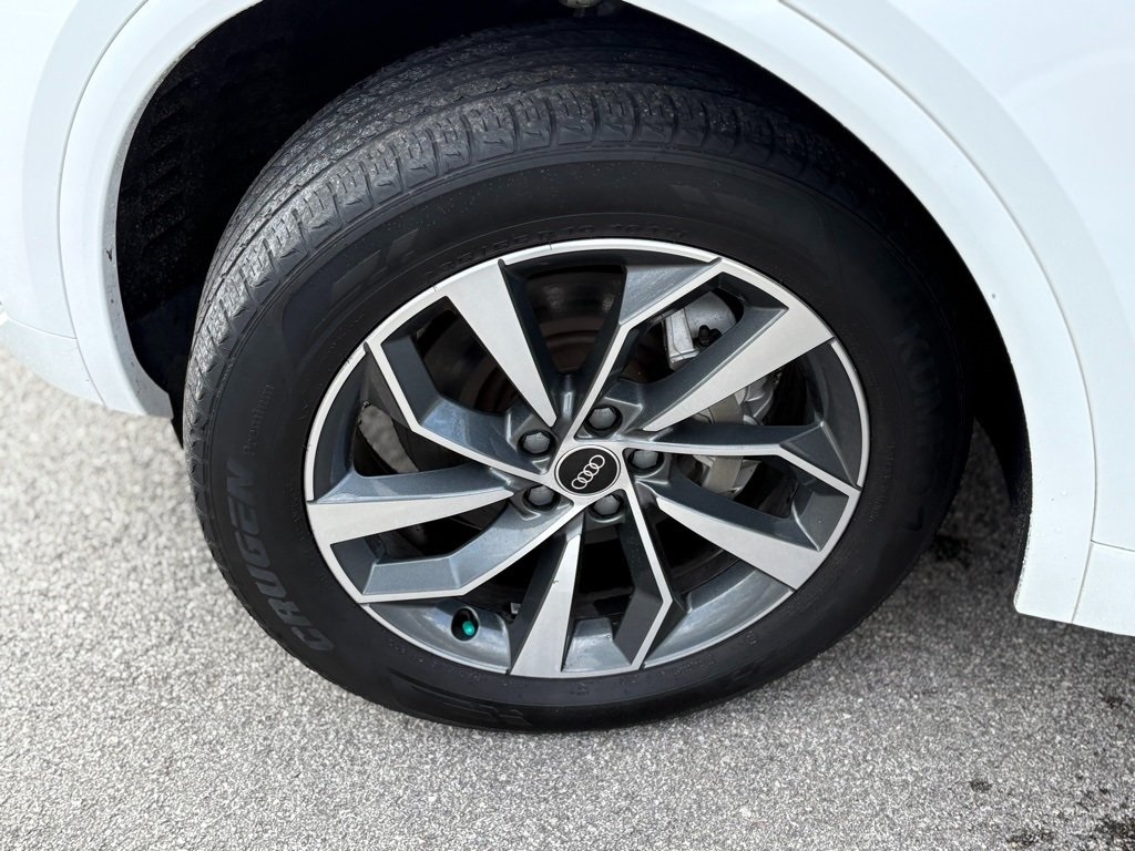 2022 Audi Q5 45 S line Premium photo 5