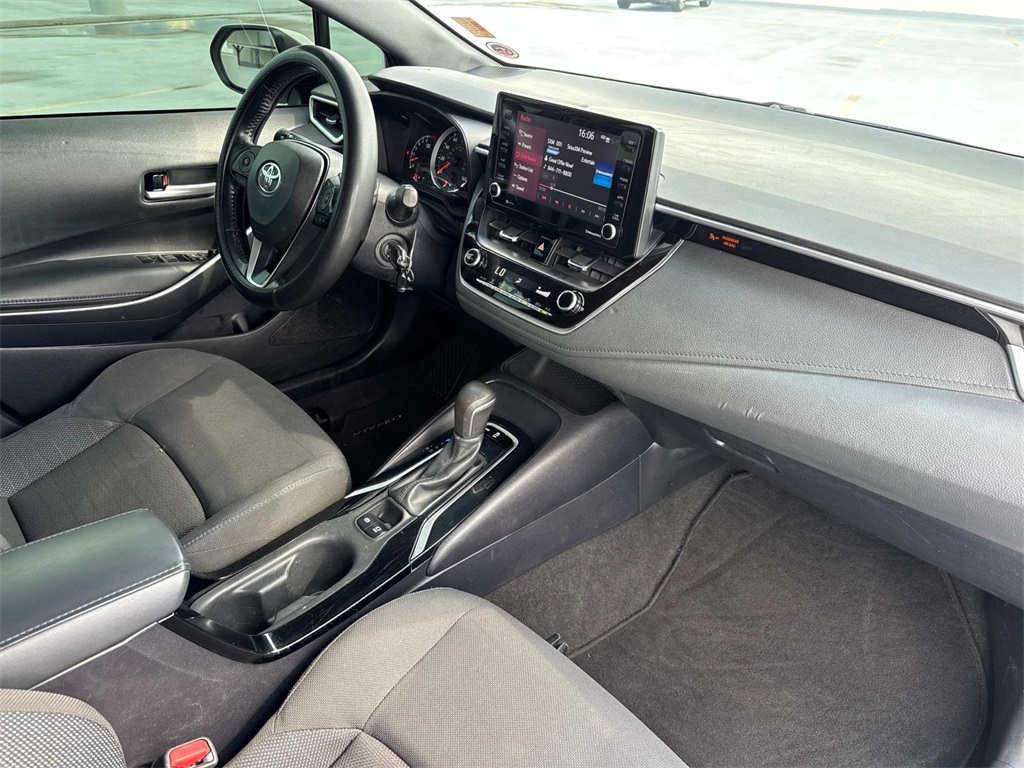 2022 Toyota Corolla SE photo 11