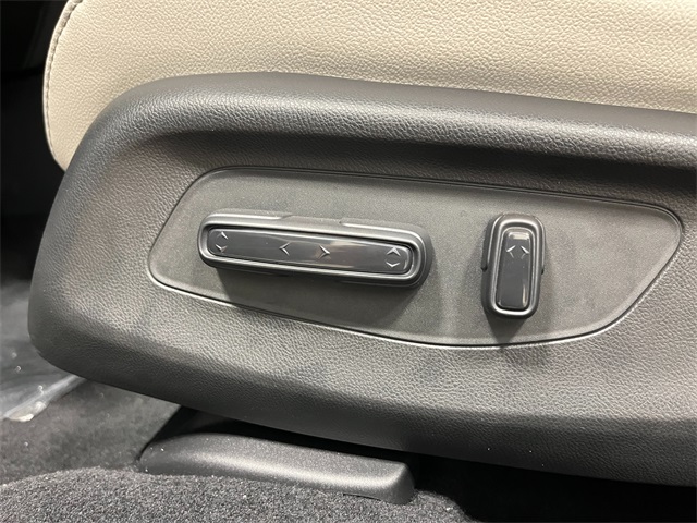 2026 Honda HR-V EX-L photo 13