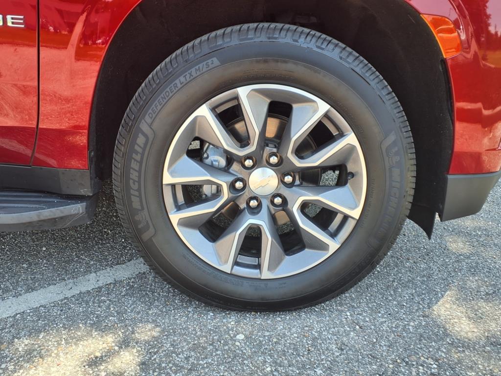 2022 Chevrolet Tahoe LT photo 3