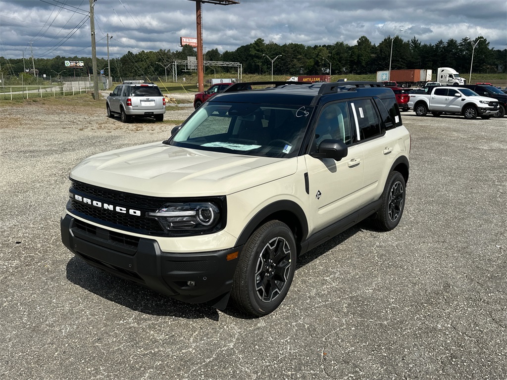 2025 Ford Bronco Sport Outer Banks photo 6