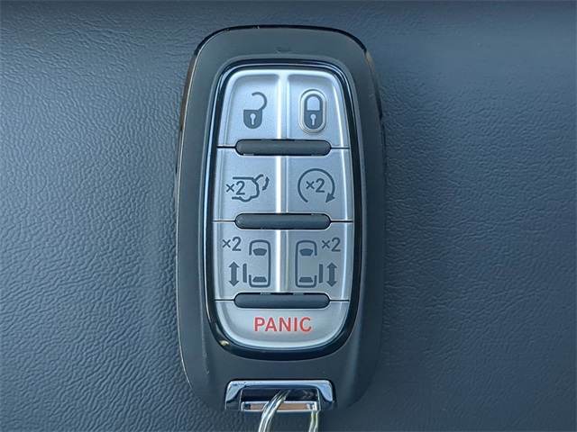2026 Chrysler Voyager LX photo 31