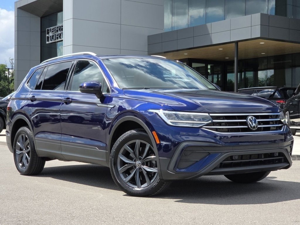 2022 Volkswagen Tiguan SE photo 2